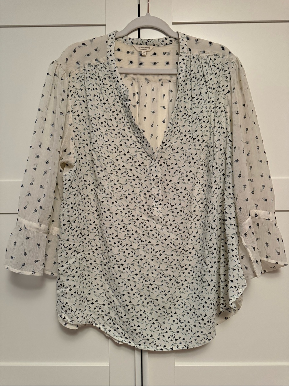 Lucky Brand đ Lightweight Sheer Floral Peasant Blouse, 1X
